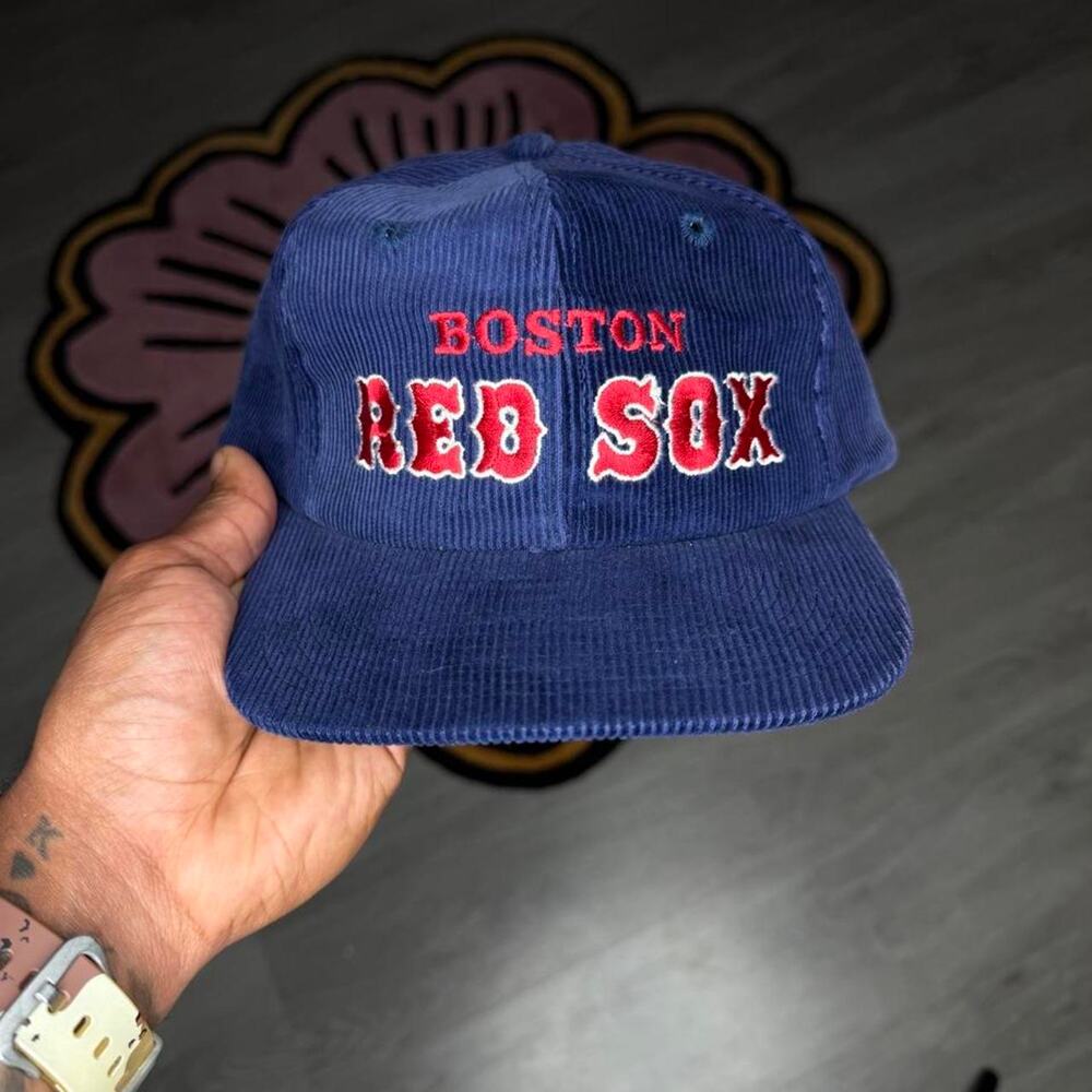 Vintage 90’s Boston Red Sox Corduroy SnapBack Hat OSFA Navy Blue Red